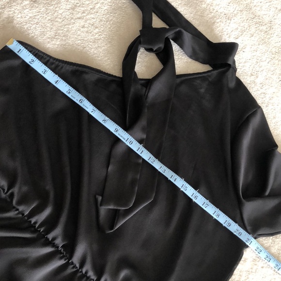 Boohoo asymmetrical one shoulder black satin blouse - Picture 3 of 11